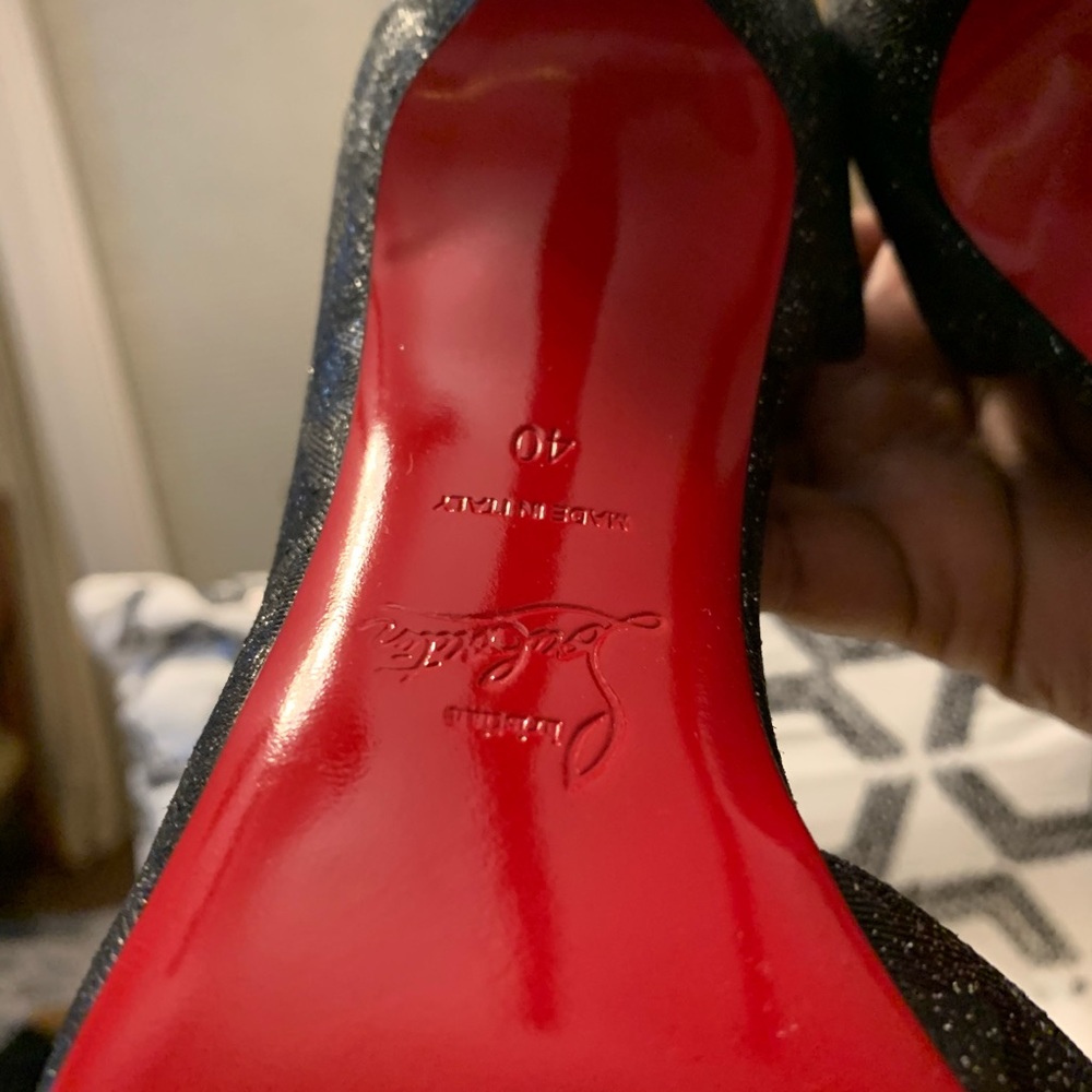 authentic Christian Louboutin size 40. Box,dust bag included excellent condition - Picture 7 of 11